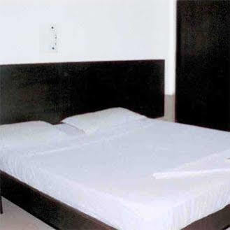 Check Inn Hotel Bombay Exterior foto
